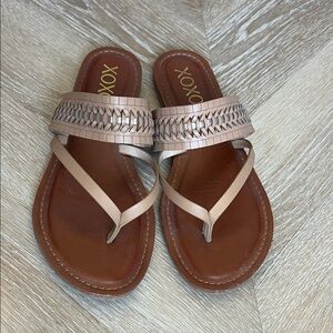 XOXO Women's Woven Strap Sandals - Brown